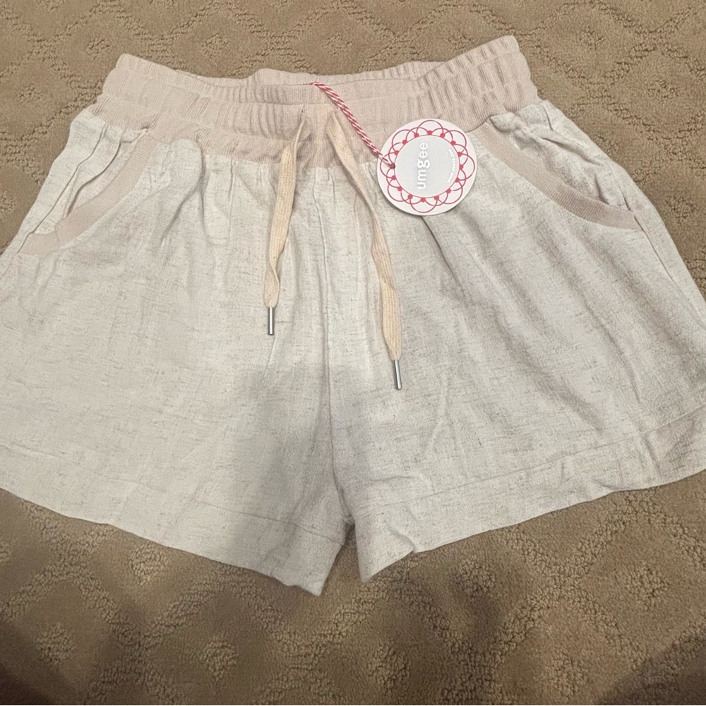 Umgee High Waist Cream Shorts